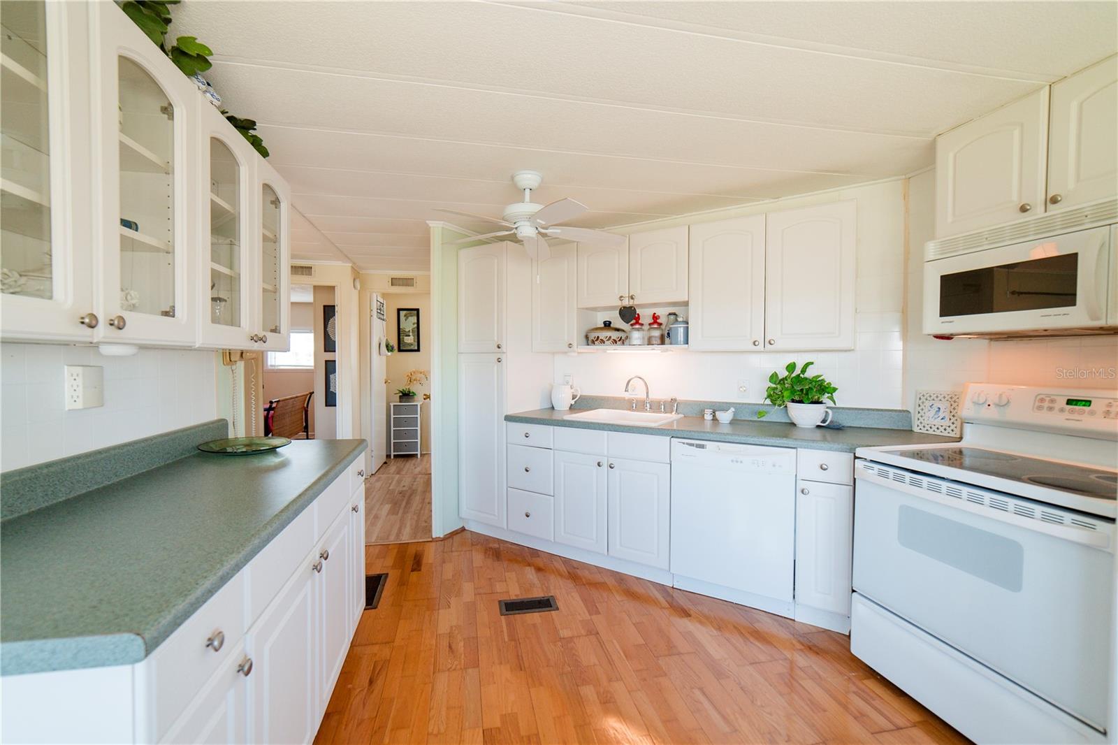 8443 ALBATROSS LN, ENGLEWOOD, FL, 34224