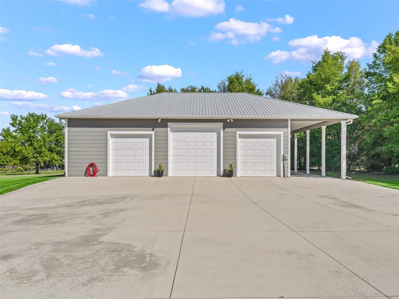 13945 SE 156TH LN, WEIRSDALE, FL, 32195
