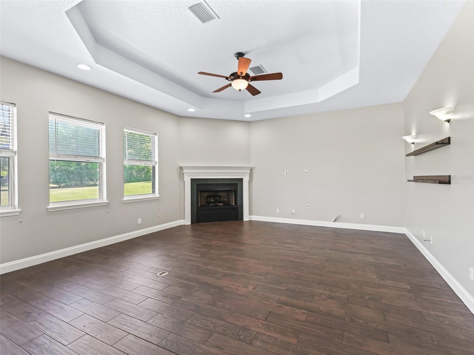 13945 SE 156TH LN, WEIRSDALE, FL, 32195
