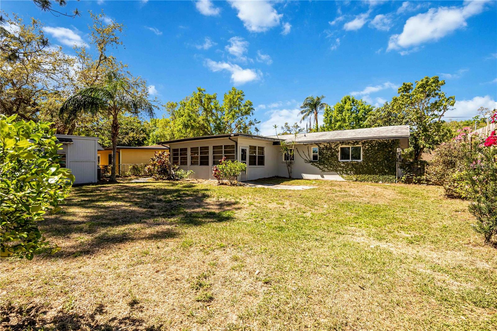 2409 WELLS AVE, SARASOTA, FL, 34232