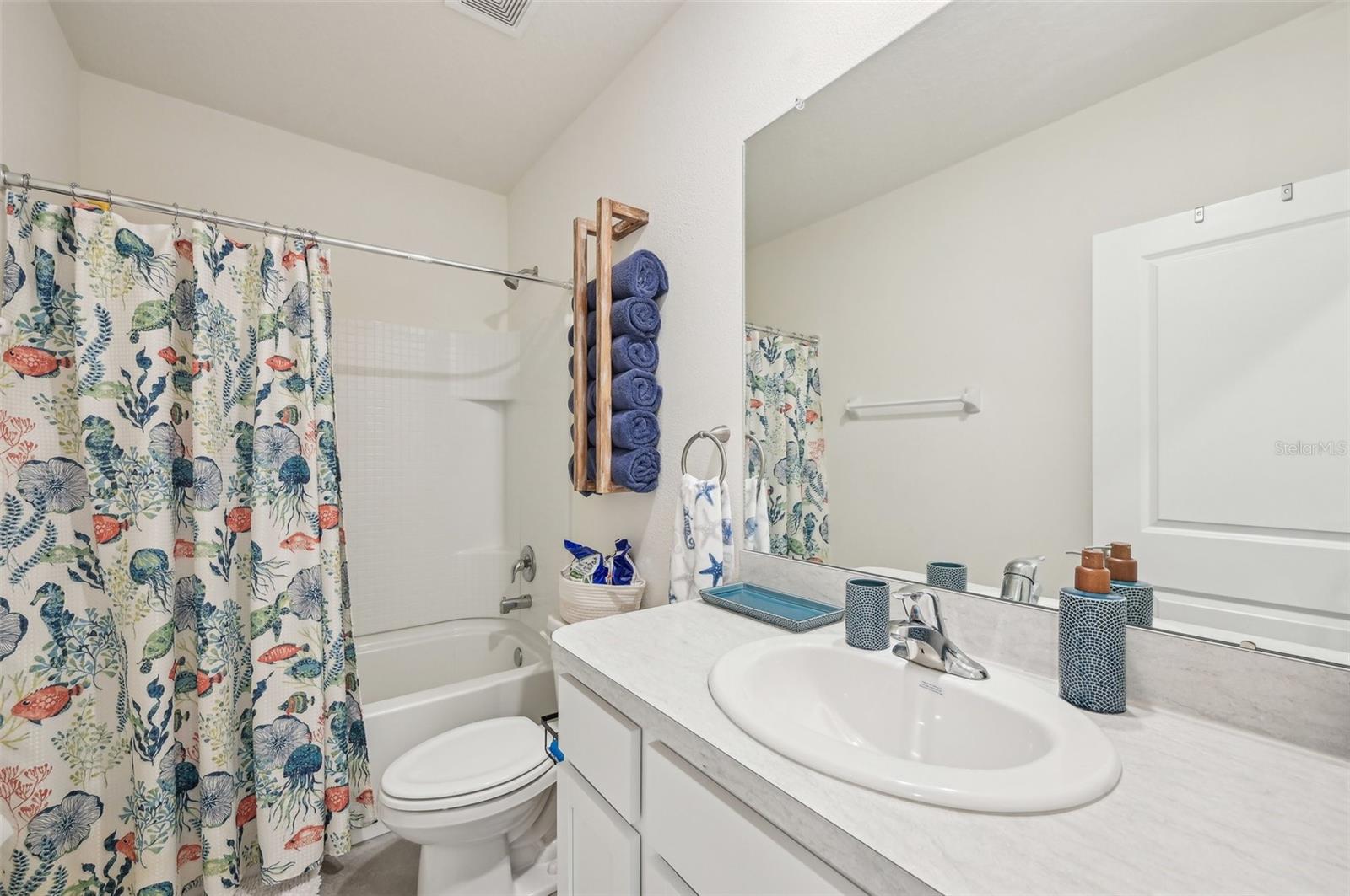 16646 MAUDE DR, WIMAUMA, FL, 33598