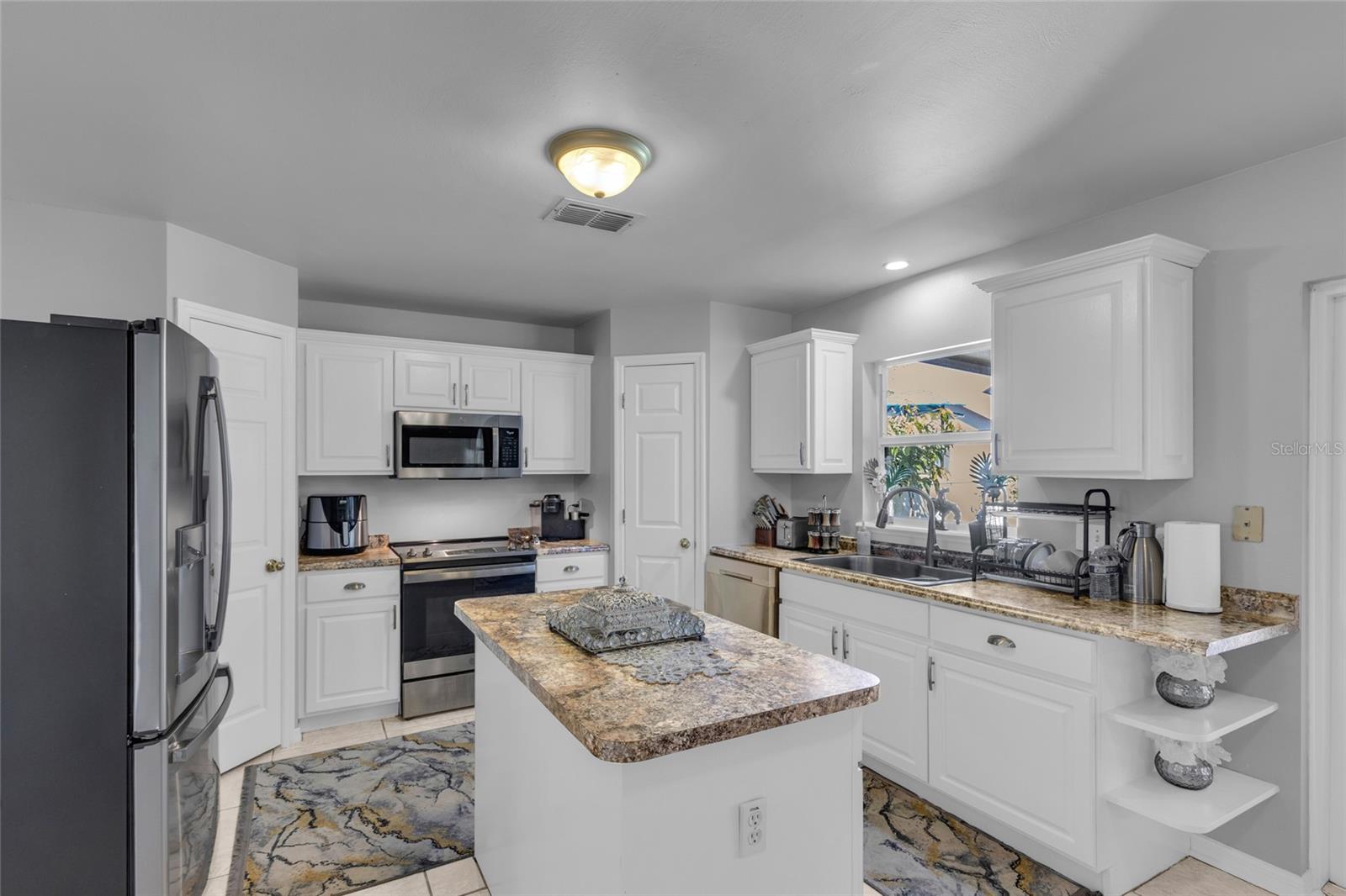 122 CARMEL BAY DR, SANFORD, FL, 32771