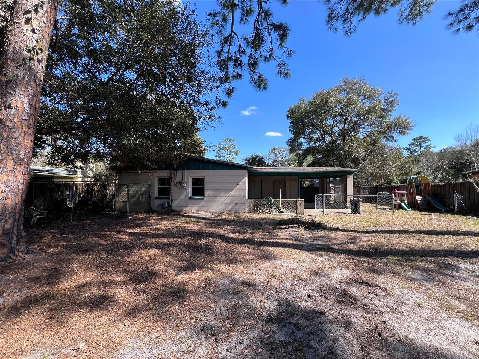 2618 NE 10TH TER, GAINESVILLE, FL, 32609