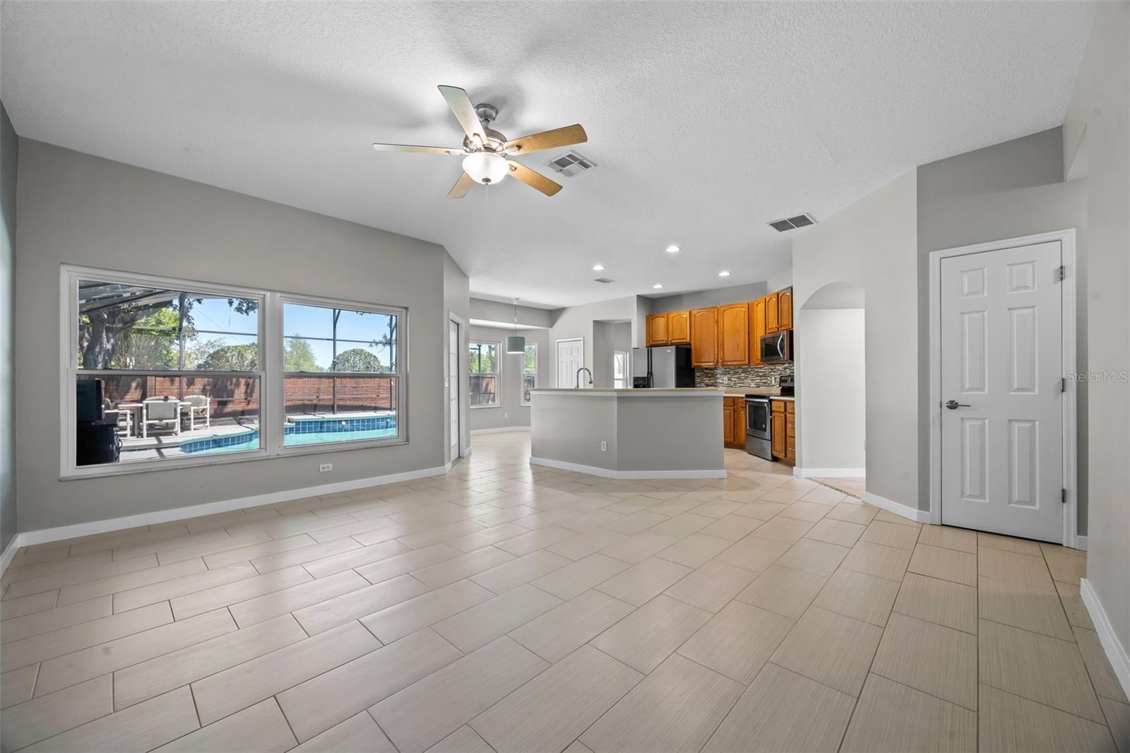 2204 HAMMOCK MOSS DR, ORLANDO, FL, 32820