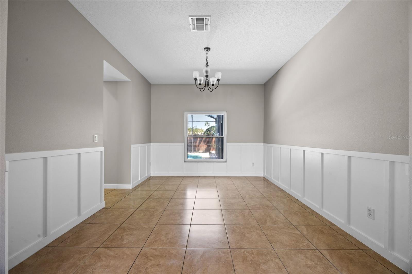 2204 HAMMOCK MOSS DR, ORLANDO, FL, 32820