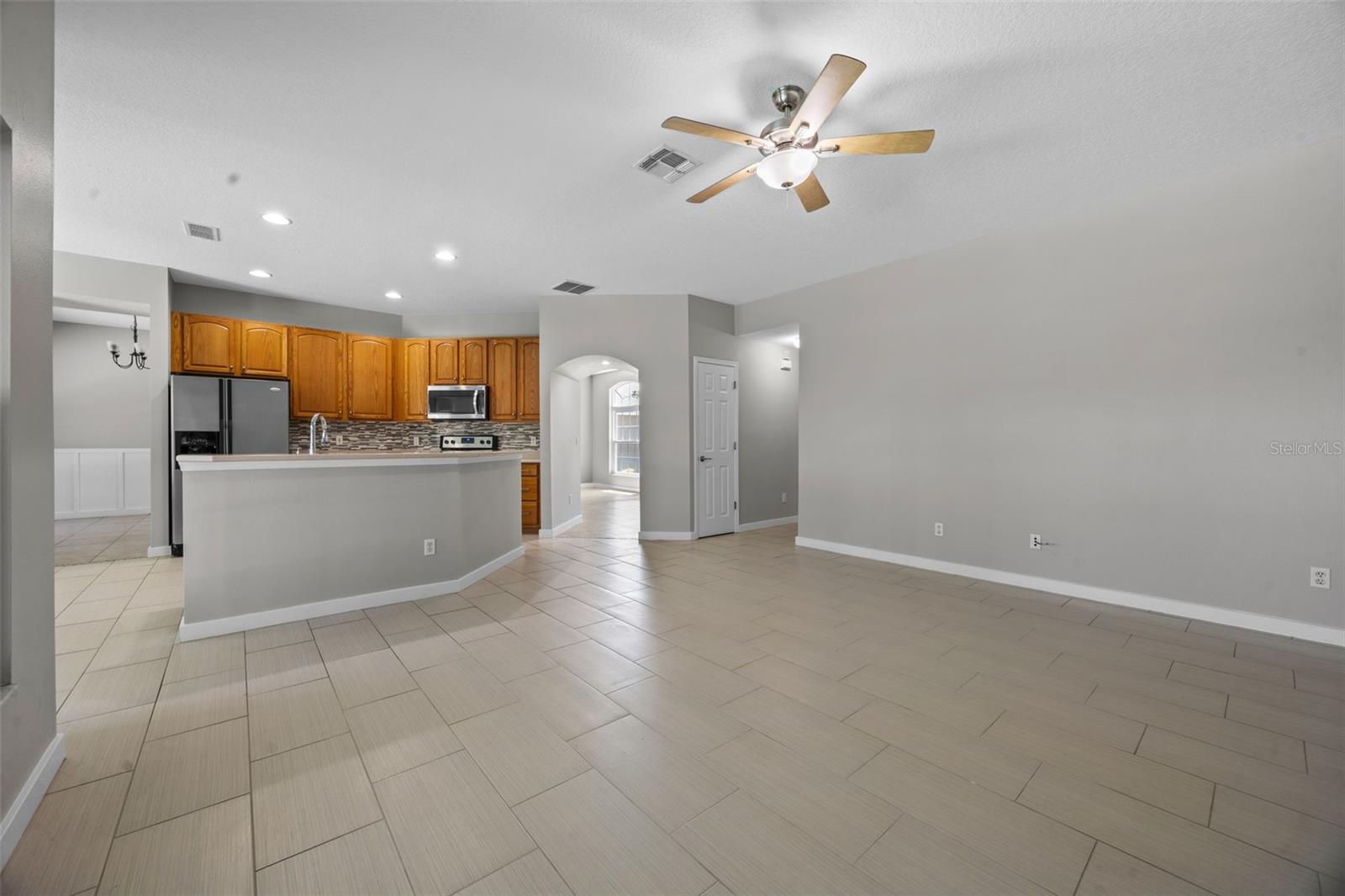 2204 HAMMOCK MOSS DR, ORLANDO, FL, 32820