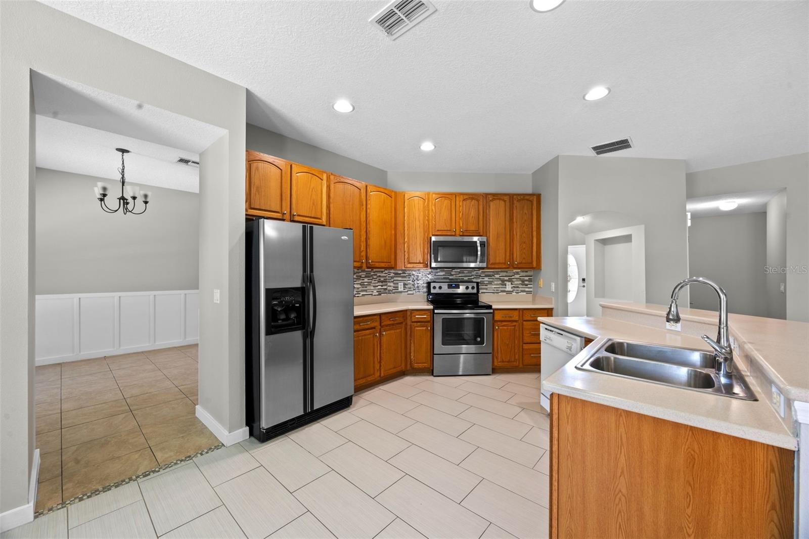 2204 HAMMOCK MOSS DR, ORLANDO, FL, 32820