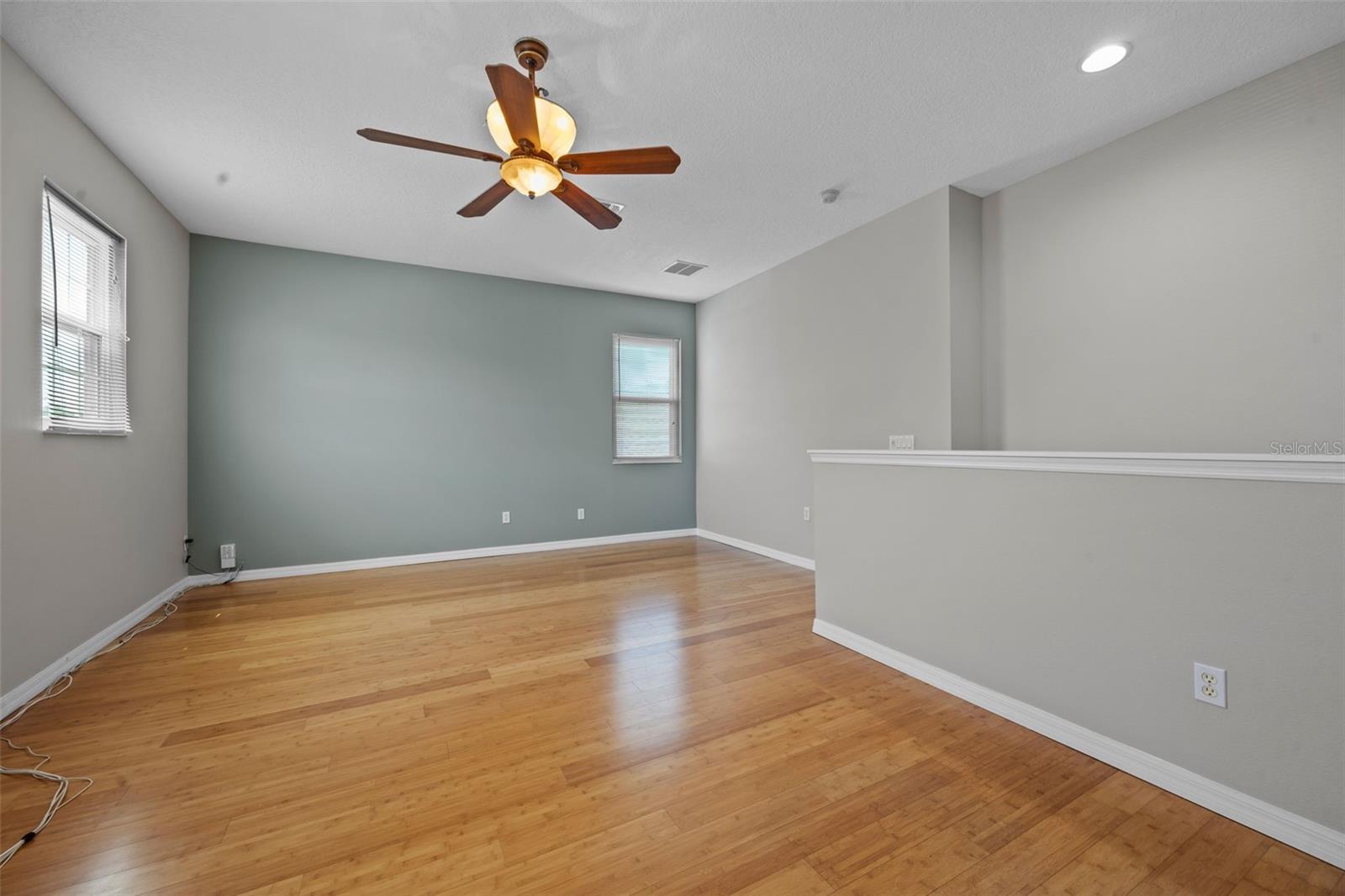 2204 HAMMOCK MOSS DR, ORLANDO, FL, 32820