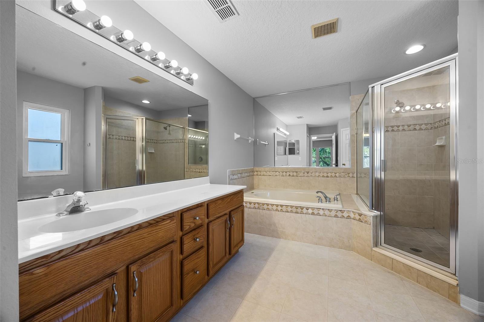 2204 HAMMOCK MOSS DR, ORLANDO, FL, 32820