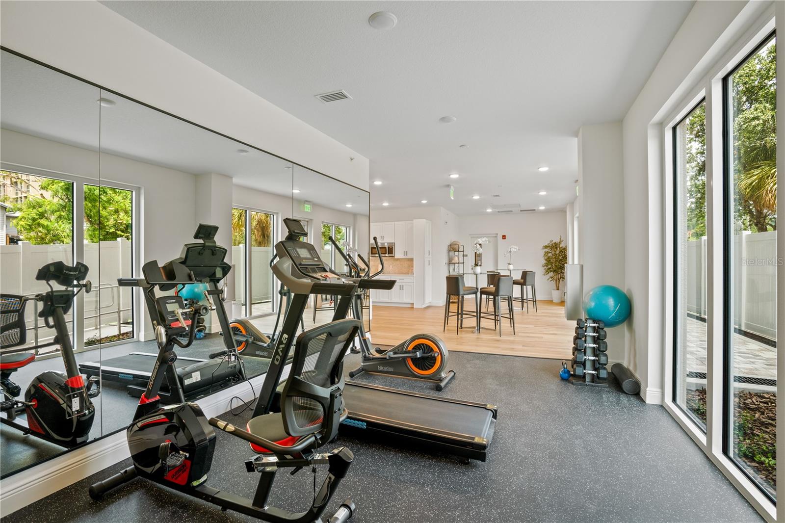 600 3RD AVE S #307, ST PETERSBURG, FL, 33701