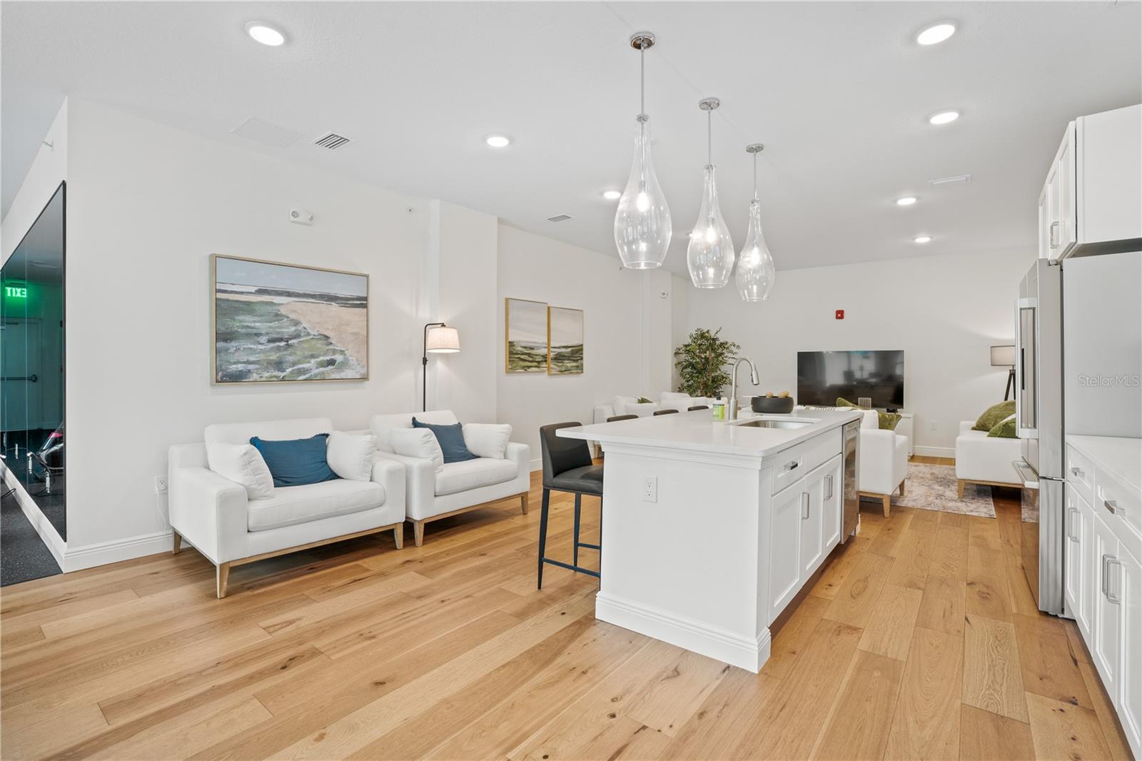 600 3RD AVE S #307, ST PETERSBURG, FL, 33701