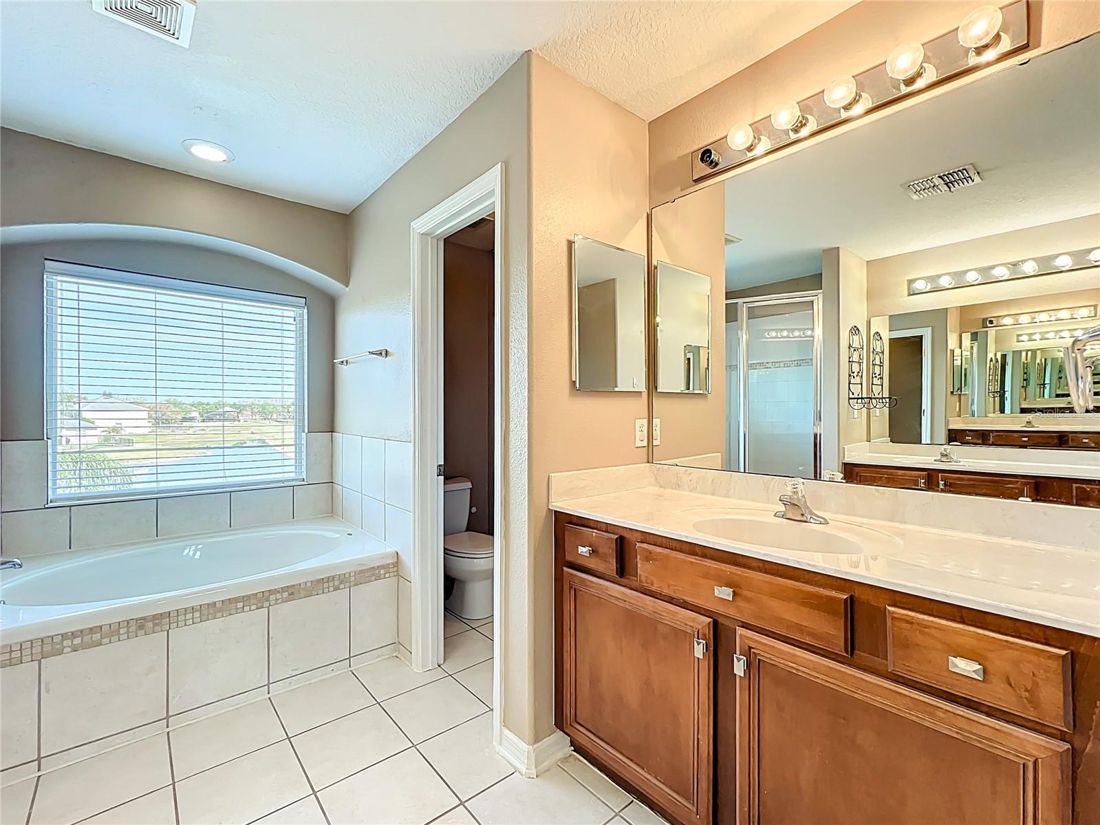 643 WILLETT DR E, WINTER GARDEN, FL, 34787