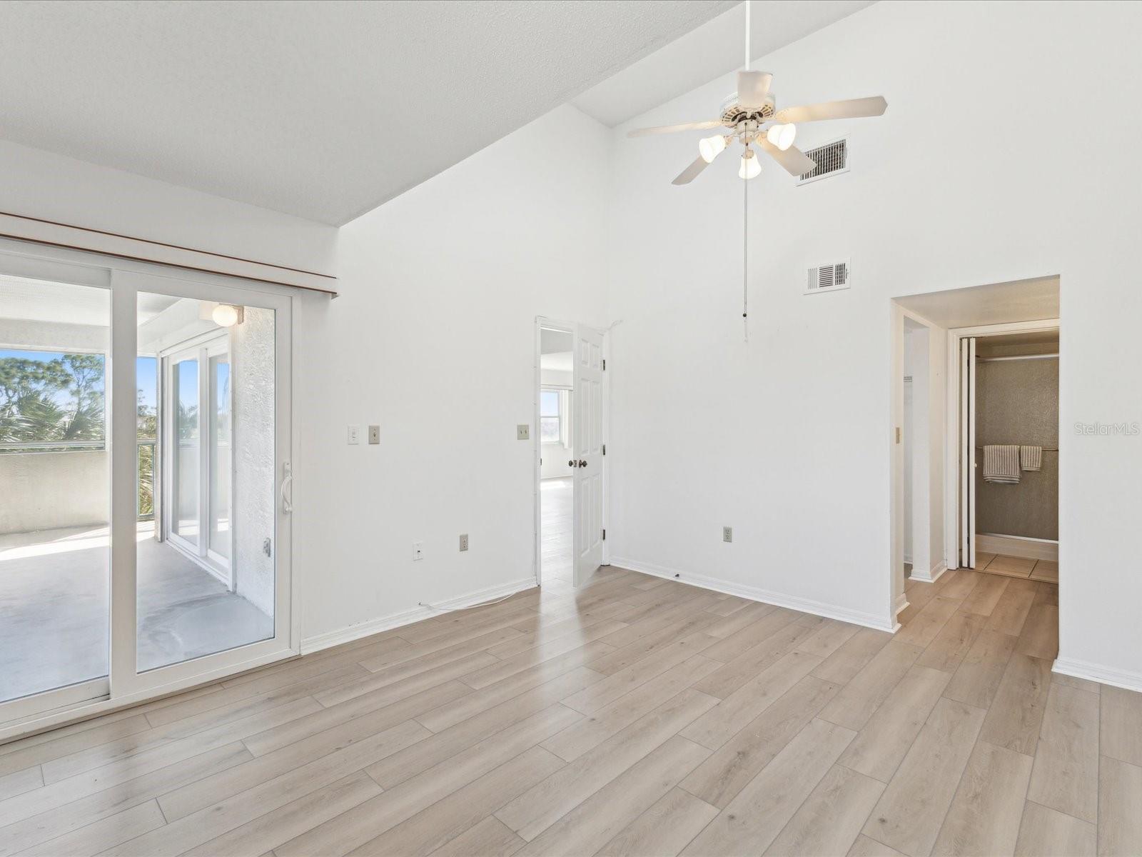 5557 SEA FOREST DR #318, NEW PORT RICHEY, FL, 34652