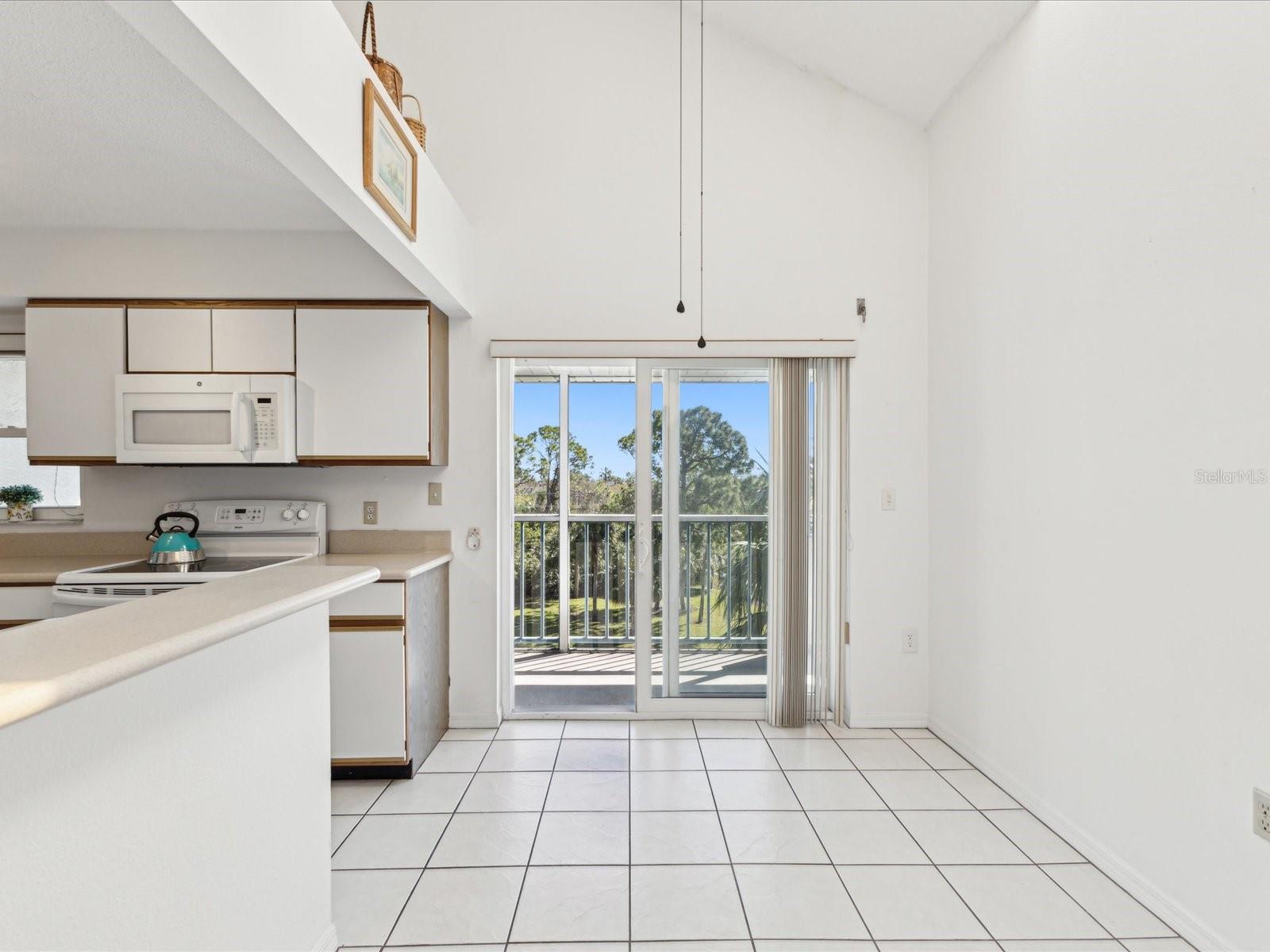 5557 SEA FOREST DR #318, NEW PORT RICHEY, FL, 34652