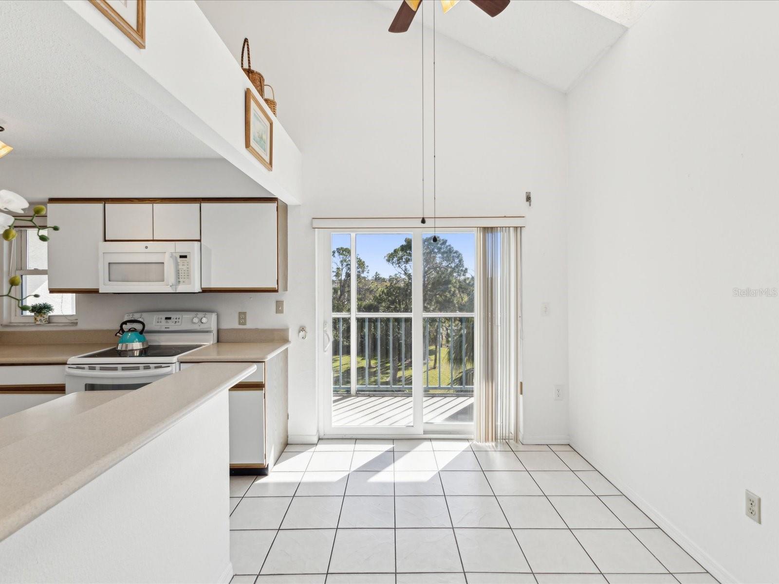 5557 SEA FOREST DR #318, NEW PORT RICHEY, FL, 34652