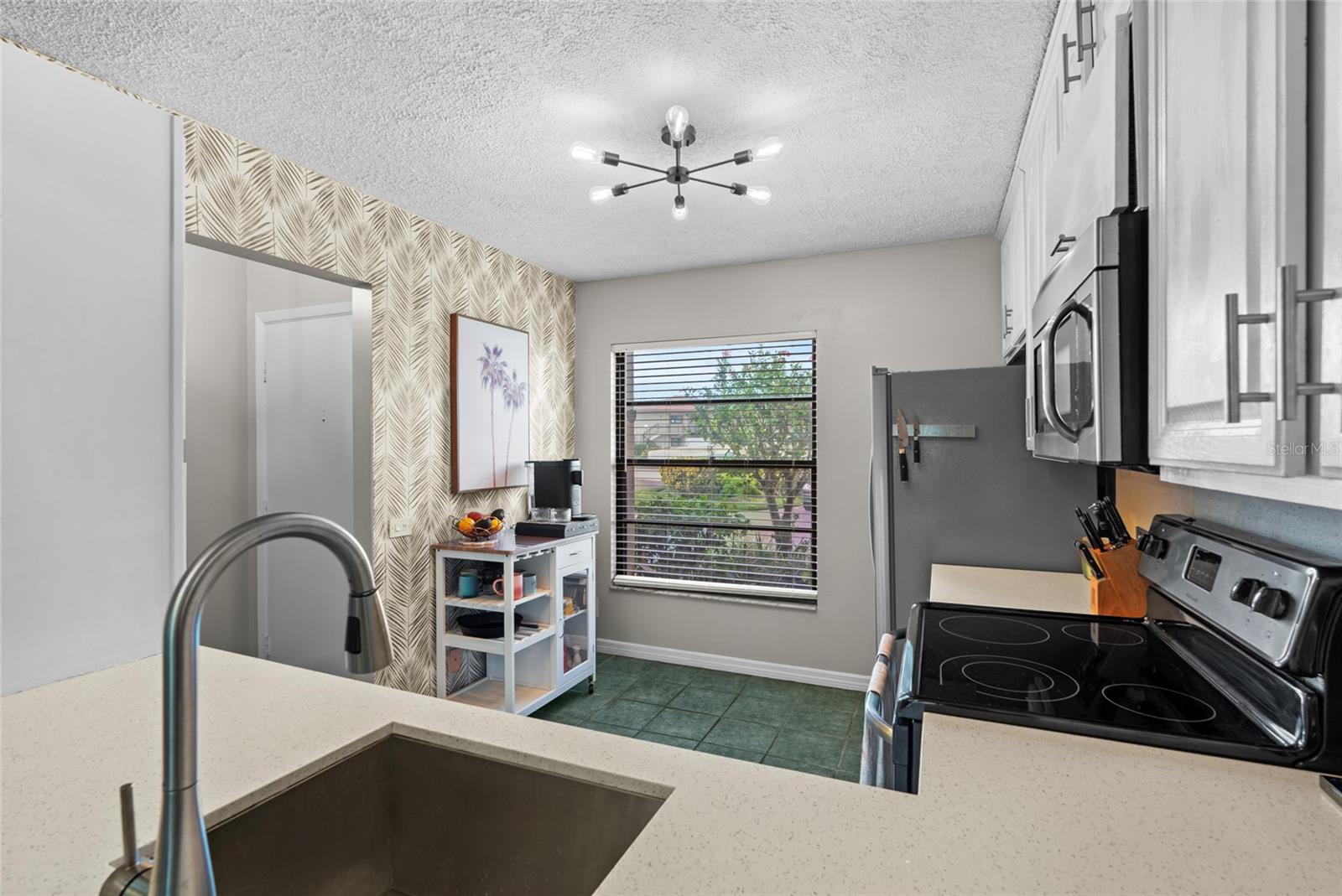 6140 SUN BLVD #7, ST PETERSBURG, FL, 33715