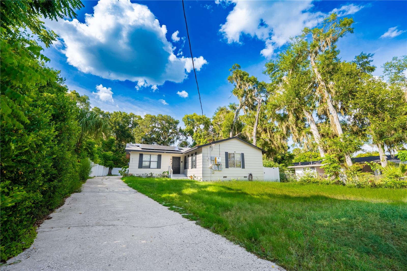 535 W DIVISION ST, DELAND, FL, 32720