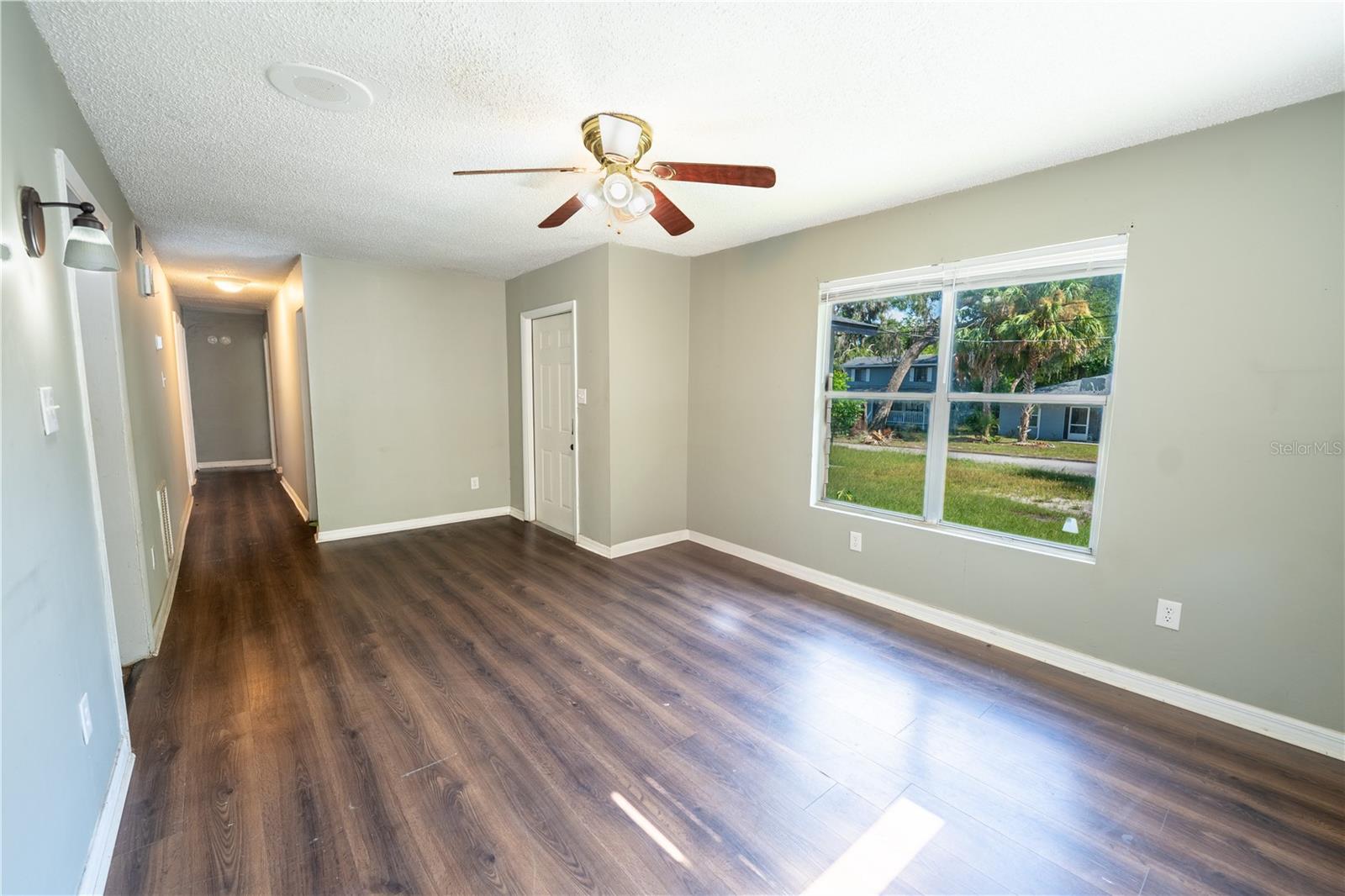 535 W DIVISION ST, DELAND, FL, 32720