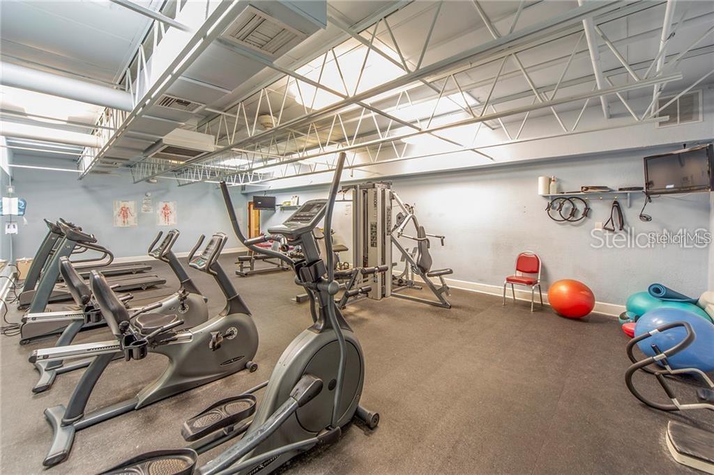 5725 80TH ST N #107, ST PETERSBURG, FL, 33709