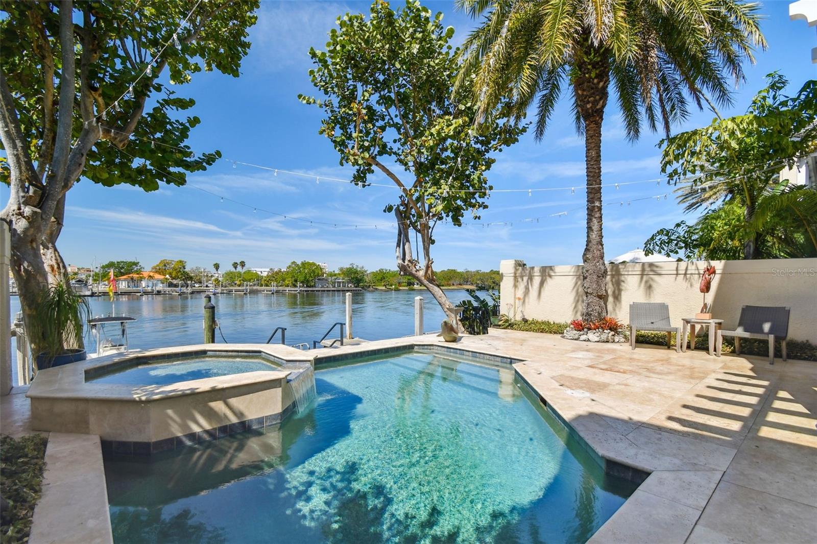 1035 ROYAL PASS RD, TAMPA, FL, 33602