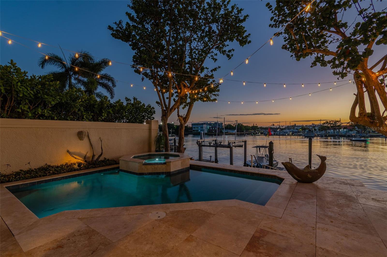 1035 ROYAL PASS RD, TAMPA, FL, 33602