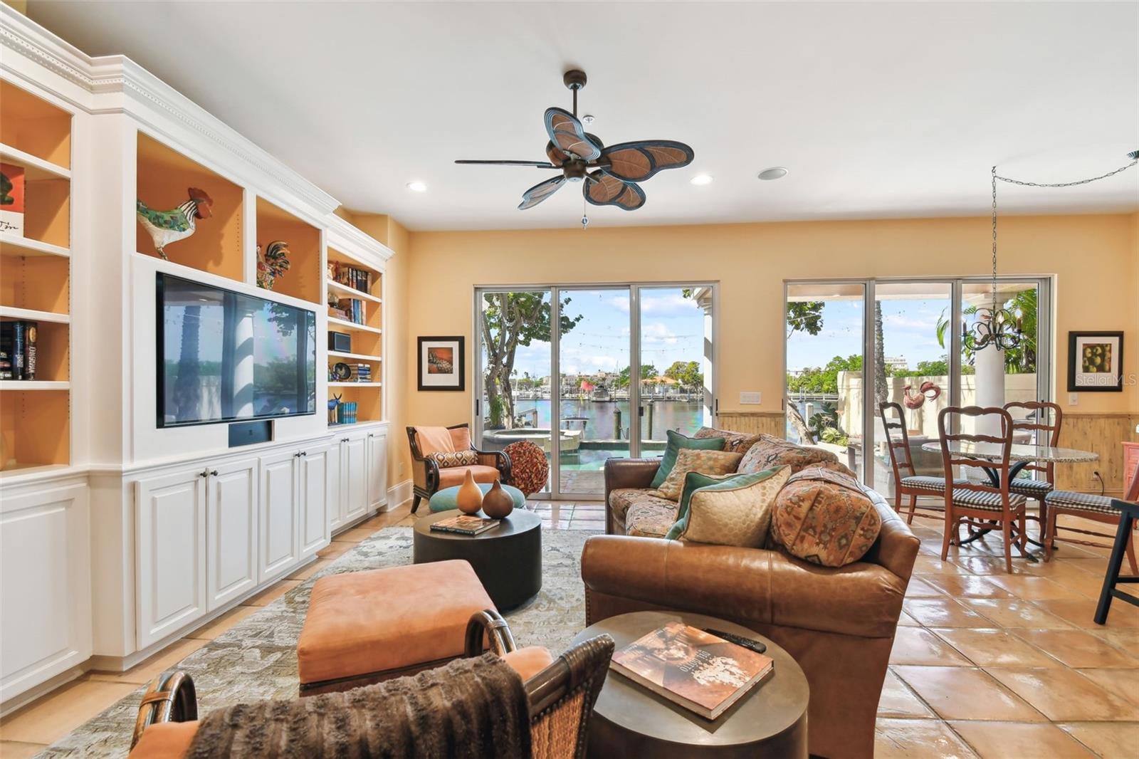 1035 ROYAL PASS RD, TAMPA, FL, 33602