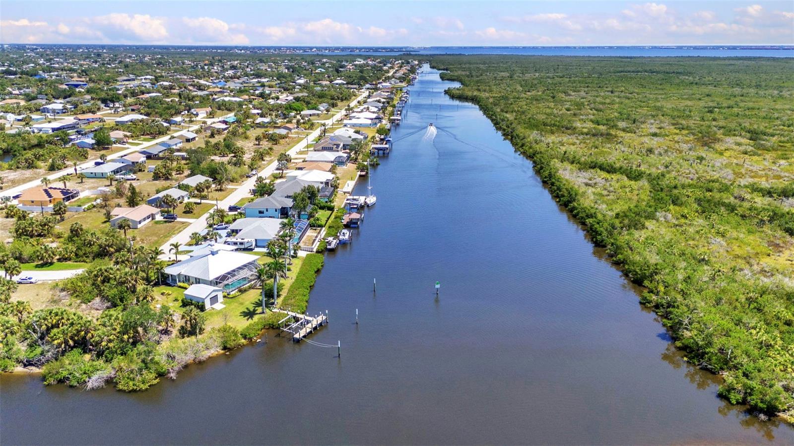 18382 ARAPAHOE CIR, PORT CHARLOTTE, FL, 33948