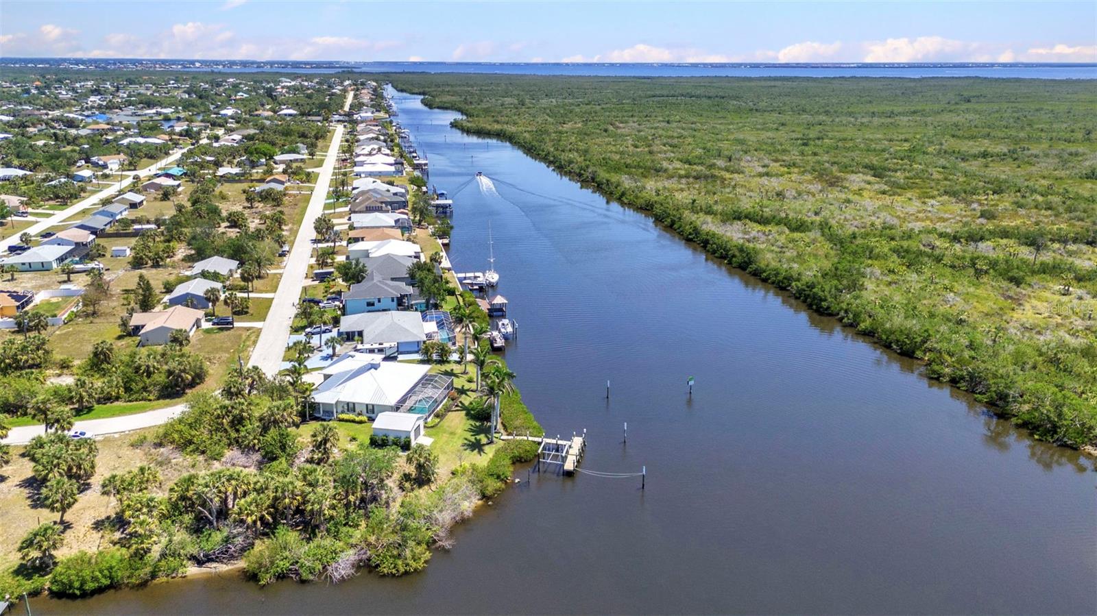 18382 ARAPAHOE CIR, PORT CHARLOTTE, FL, 33948