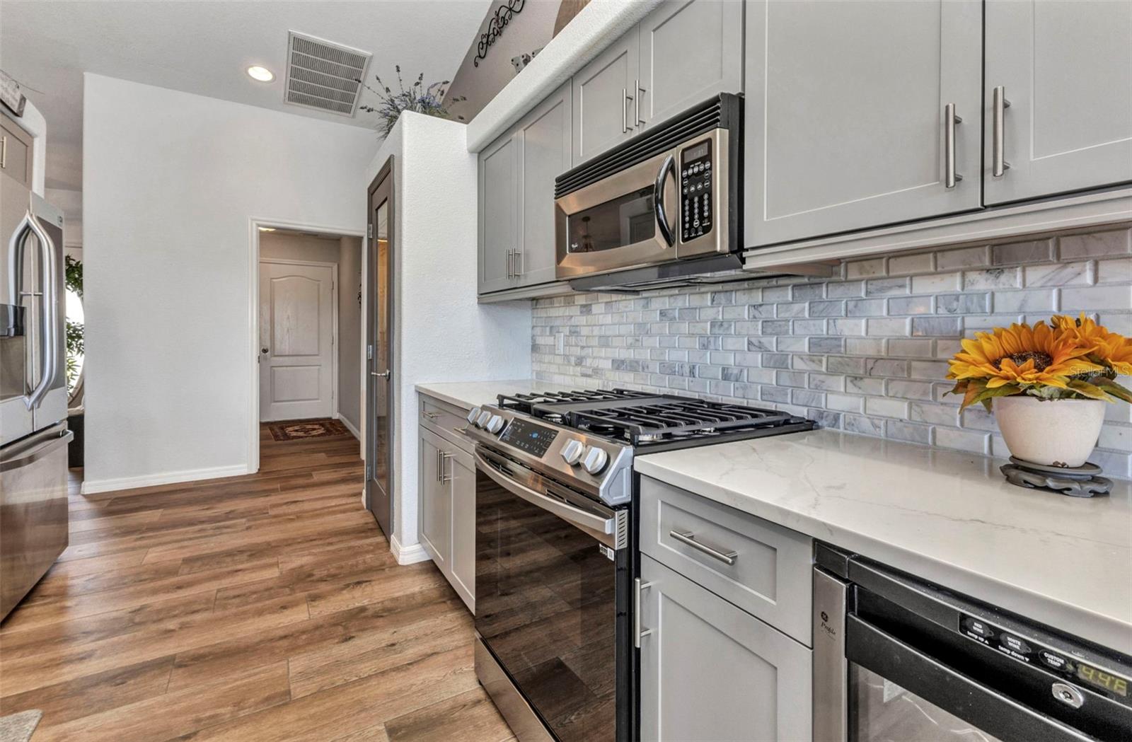 18382 ARAPAHOE CIR, PORT CHARLOTTE, FL, 33948