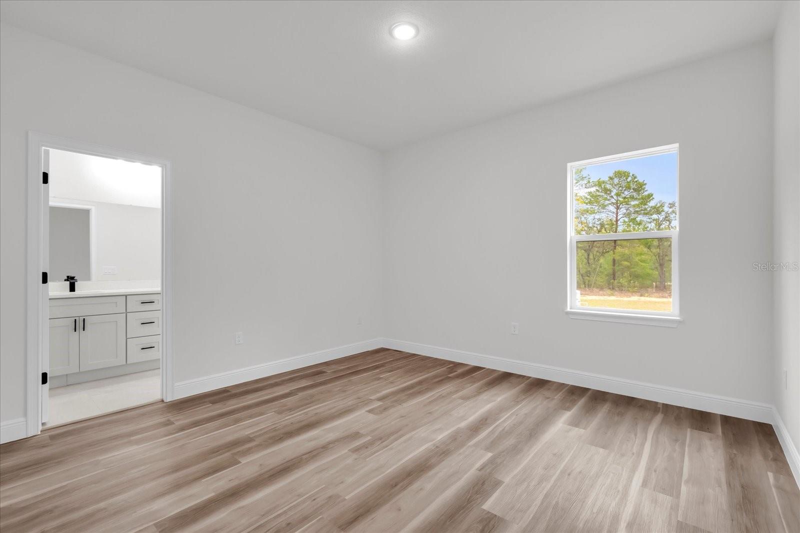 23 FISHER RUN, OCKLAWAHA, FL, 32179