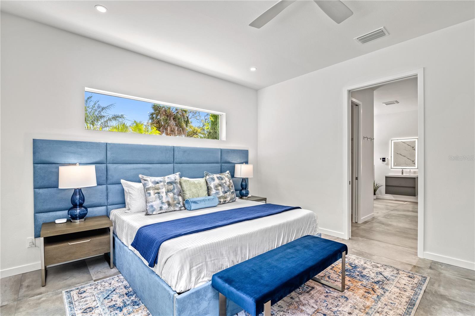 2327 HILLVIEW ST, SARASOTA, FL, 34239