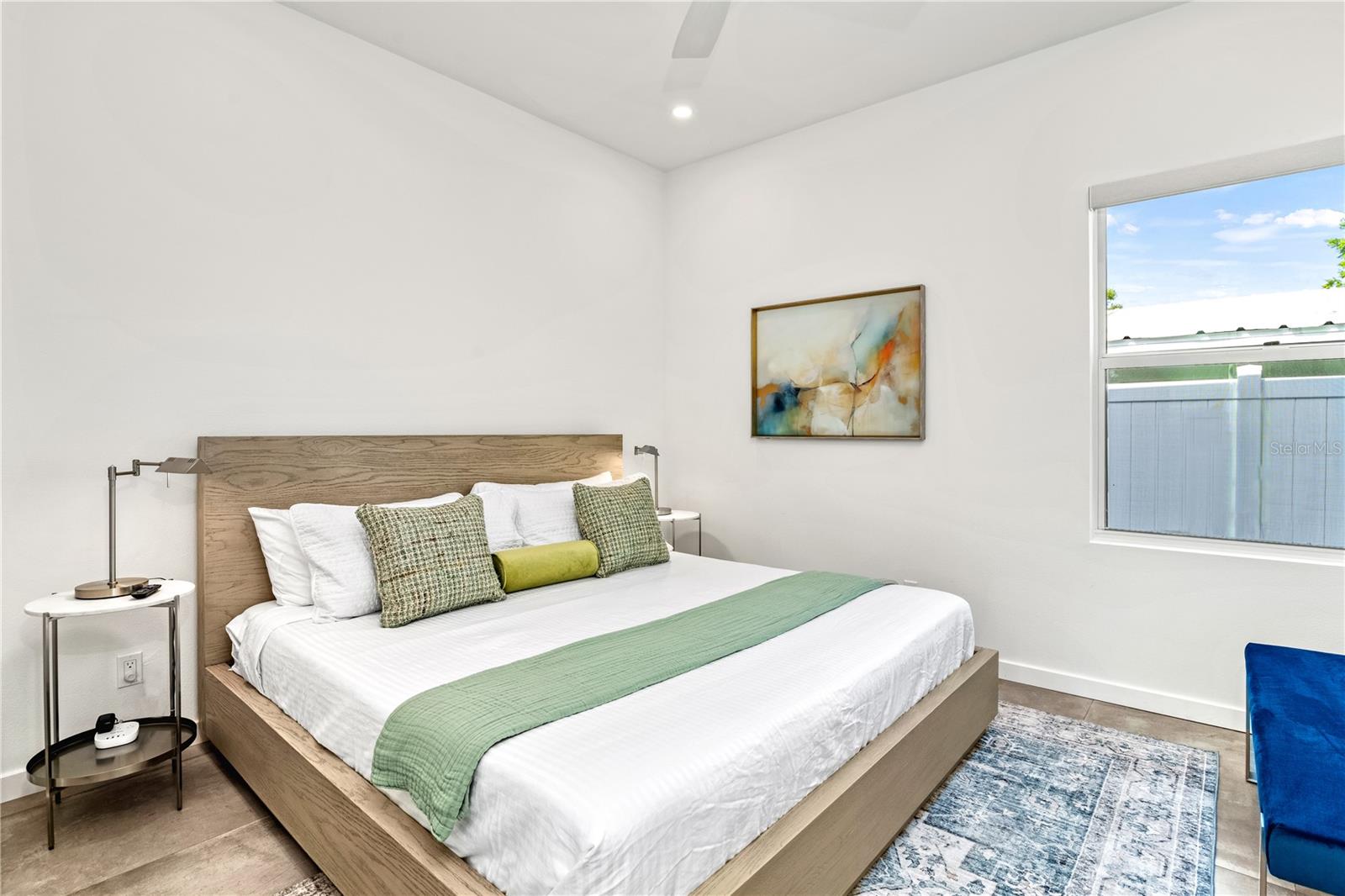2327 HILLVIEW ST, SARASOTA, FL, 34239