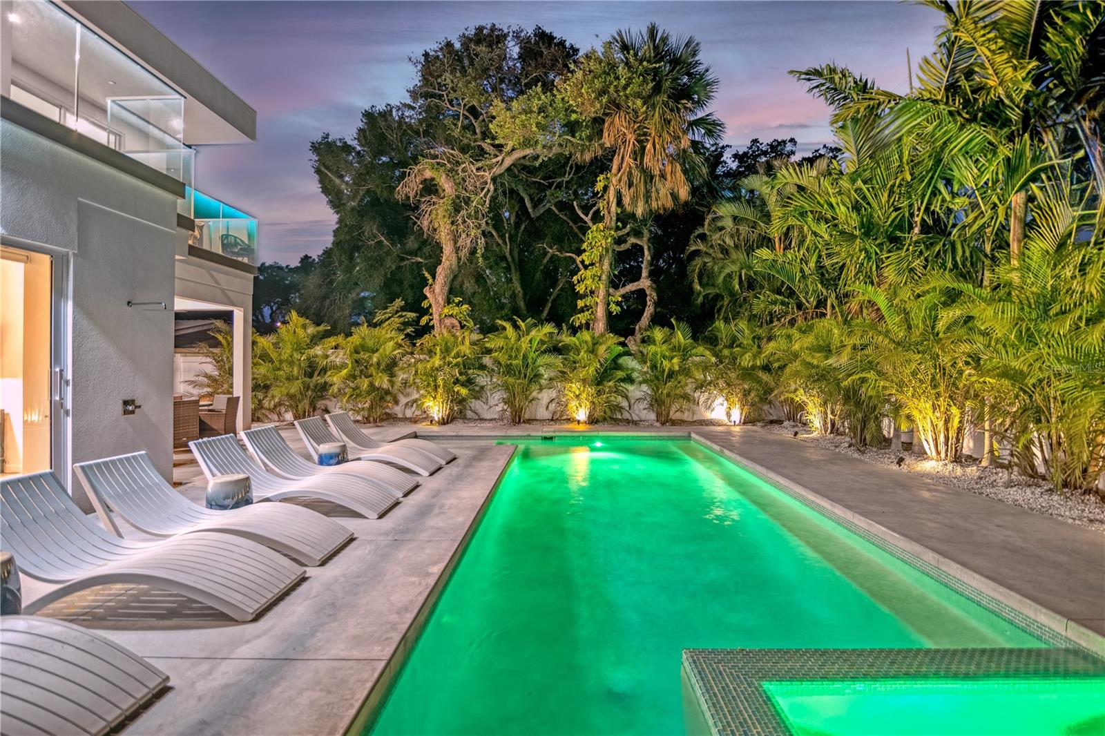 2327 HILLVIEW ST, SARASOTA, FL, 34239
