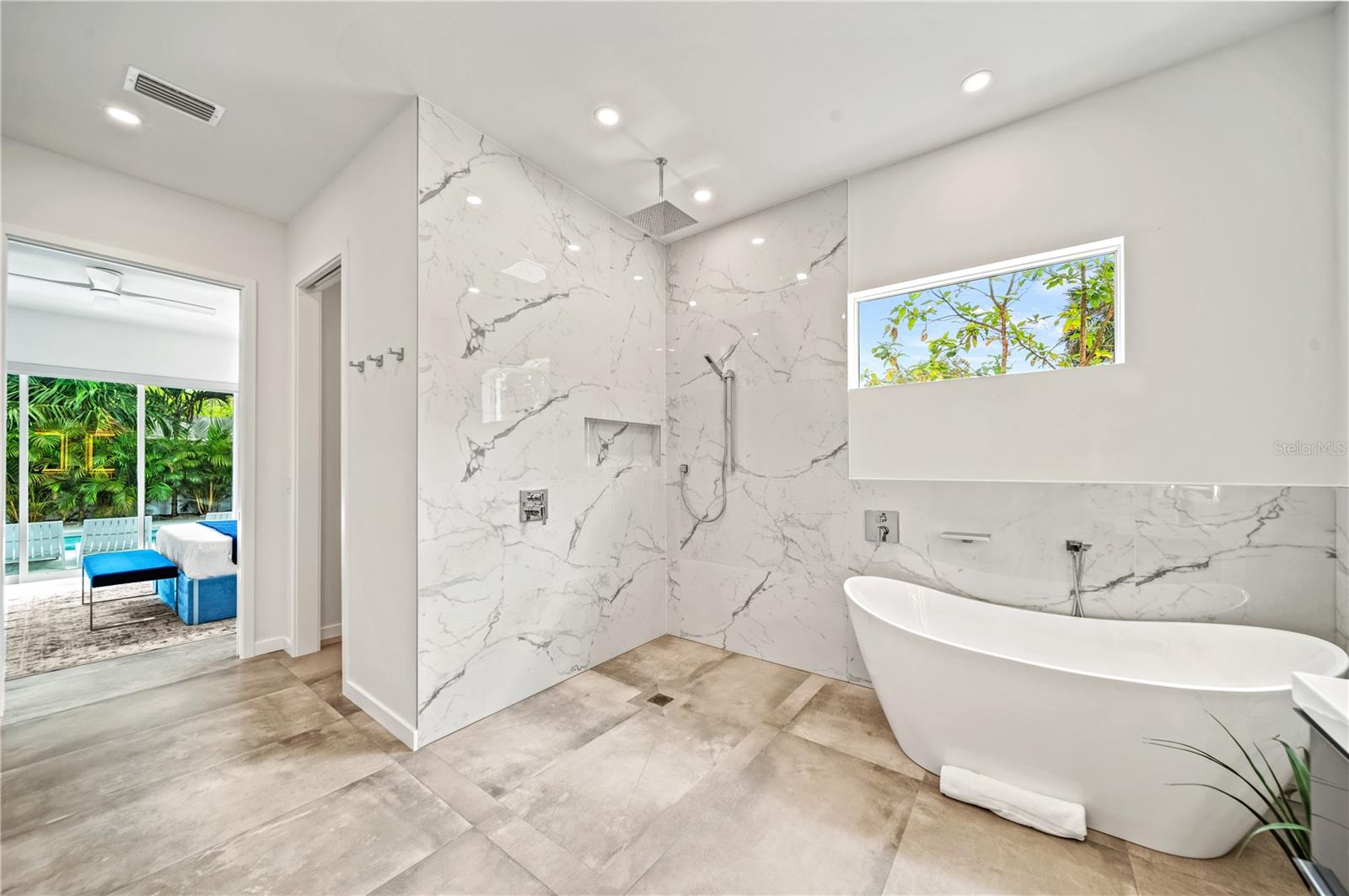 2327 HILLVIEW ST, SARASOTA, FL, 34239