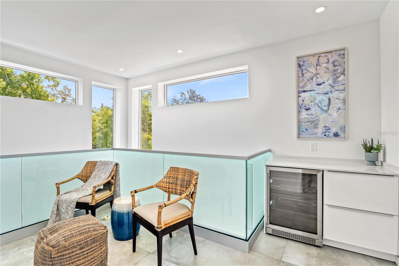 2327 HILLVIEW ST, SARASOTA, FL, 34239