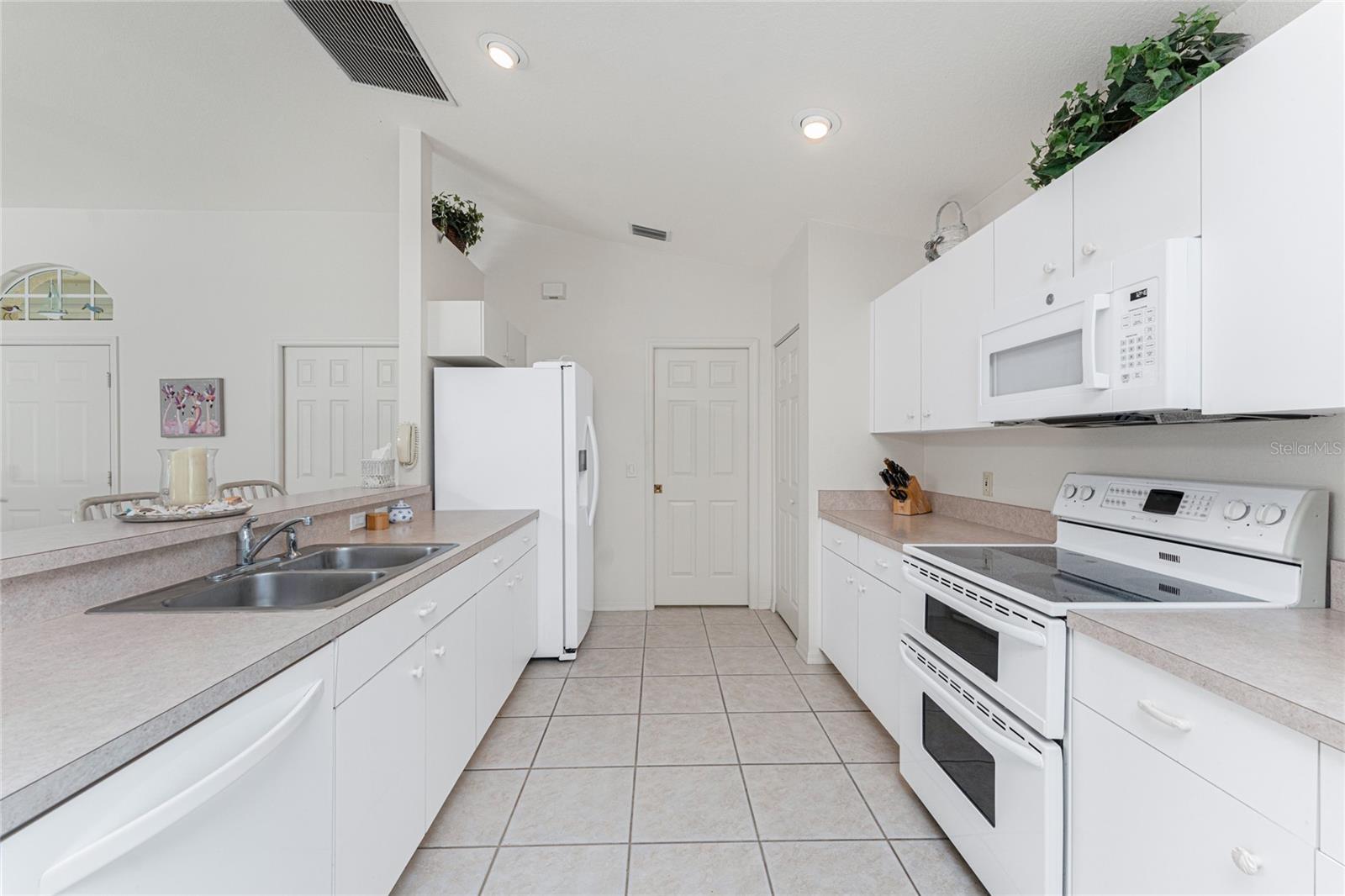7328 YARDLEY ST, ENGLEWOOD, FL, 34224