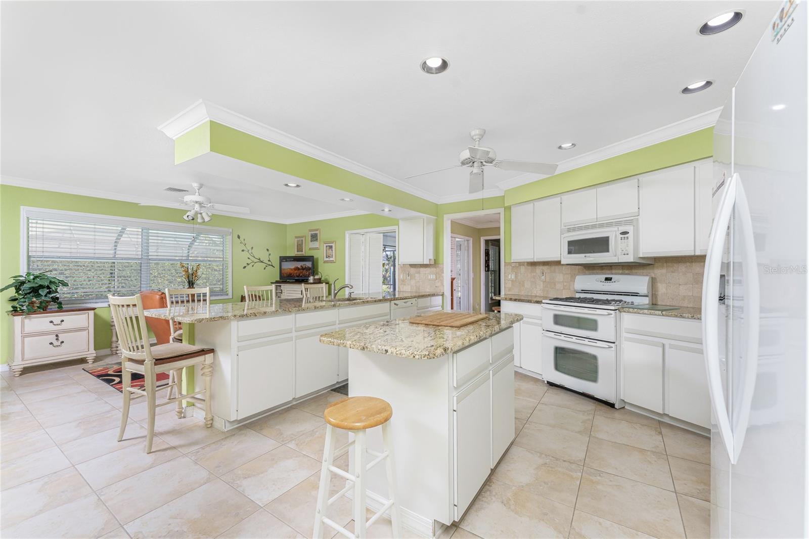 9430 HEARTWELLVILLE AVE, ENGLEWOOD, FL, 34224
