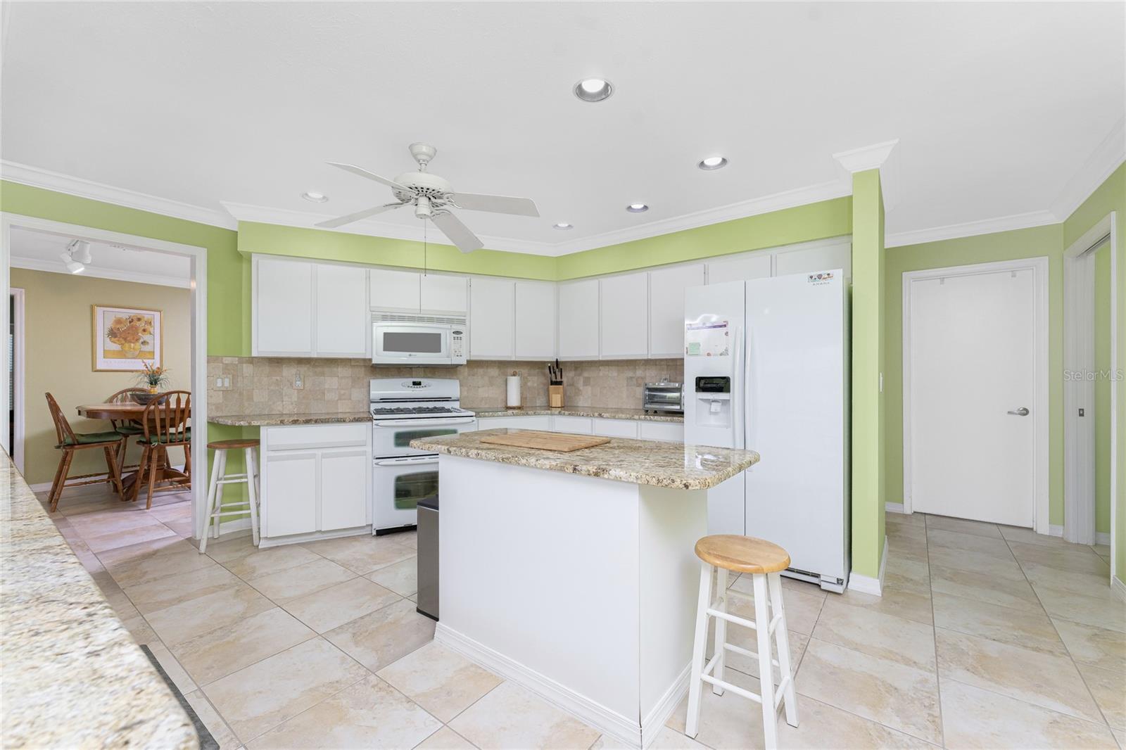 9430 HEARTWELLVILLE AVE, ENGLEWOOD, FL, 34224