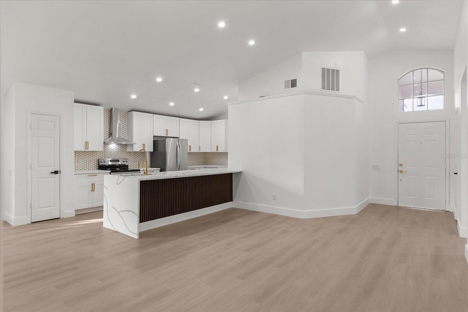 1899 VALLEY WOOD WAY, LAKE MARY, FL, 32746