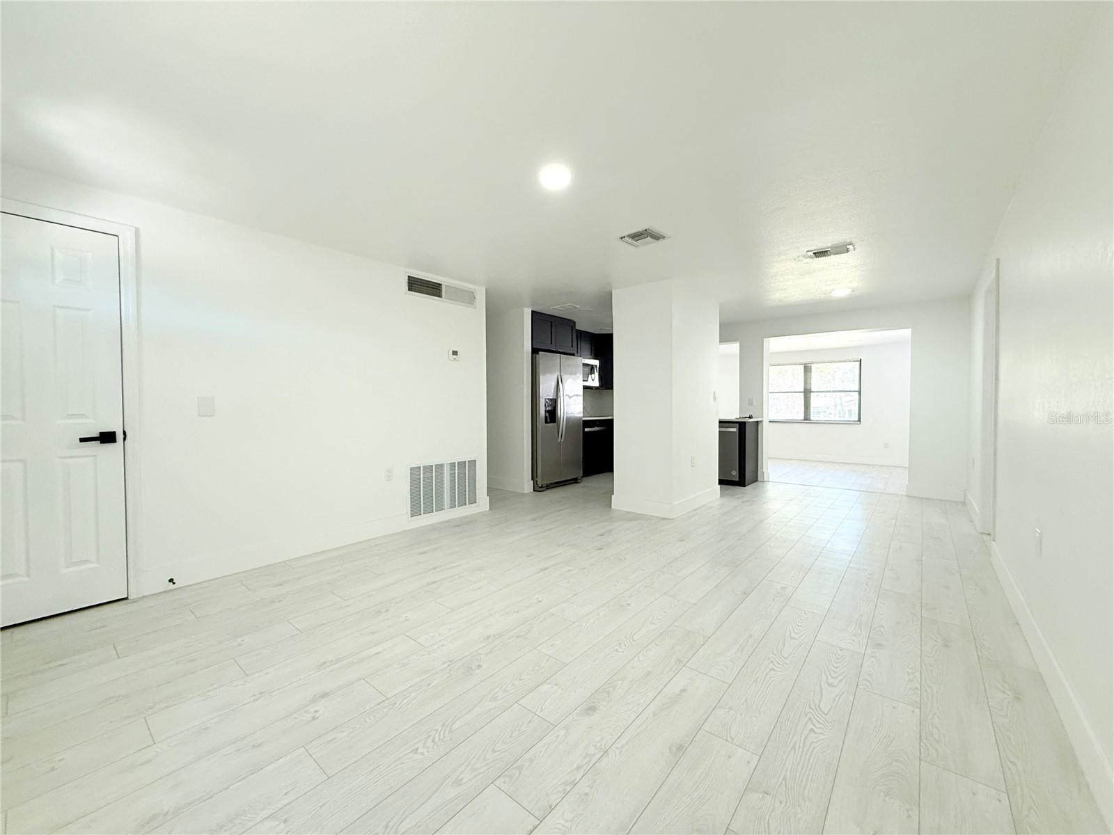 817 CLAY BLVD, EUSTIS, FL, 32726