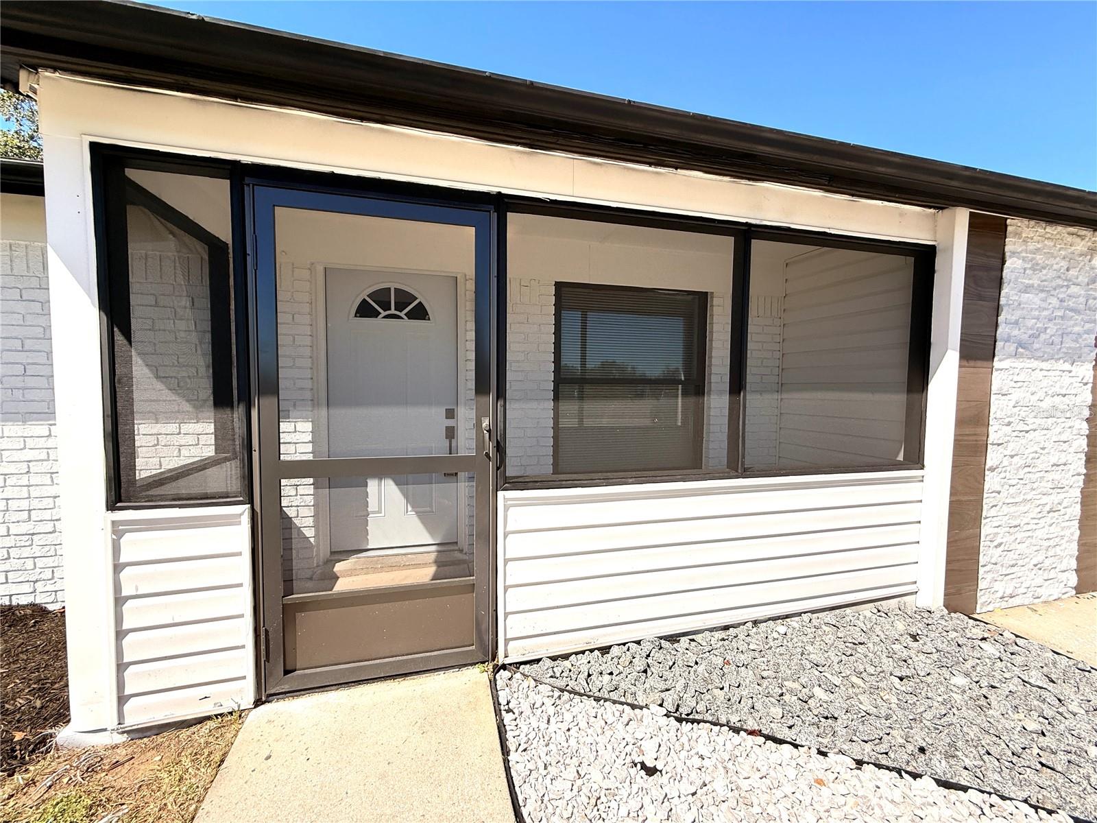 817 CLAY BLVD, EUSTIS, FL, 32726