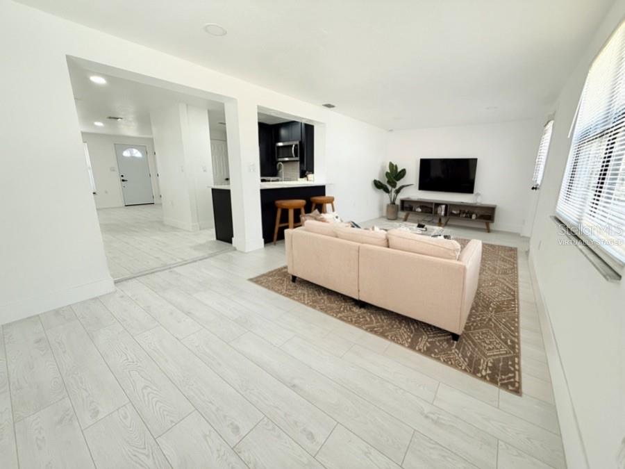 817 CLAY BLVD, EUSTIS, FL, 32726