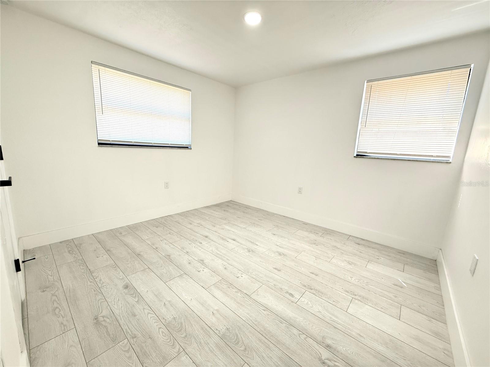 817 CLAY BLVD, EUSTIS, FL, 32726
