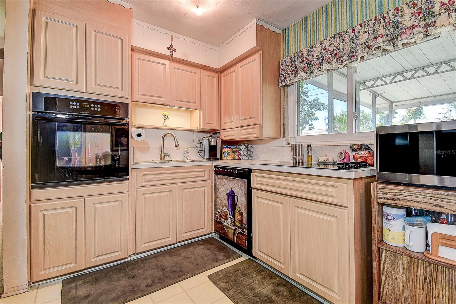 5184 61ST LN N, KENNETH CITY, FL, 33709