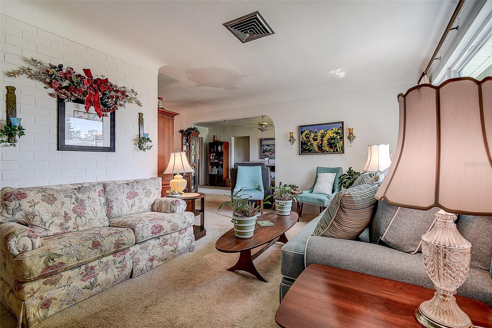 5184 61ST LN N, KENNETH CITY, FL, 33709