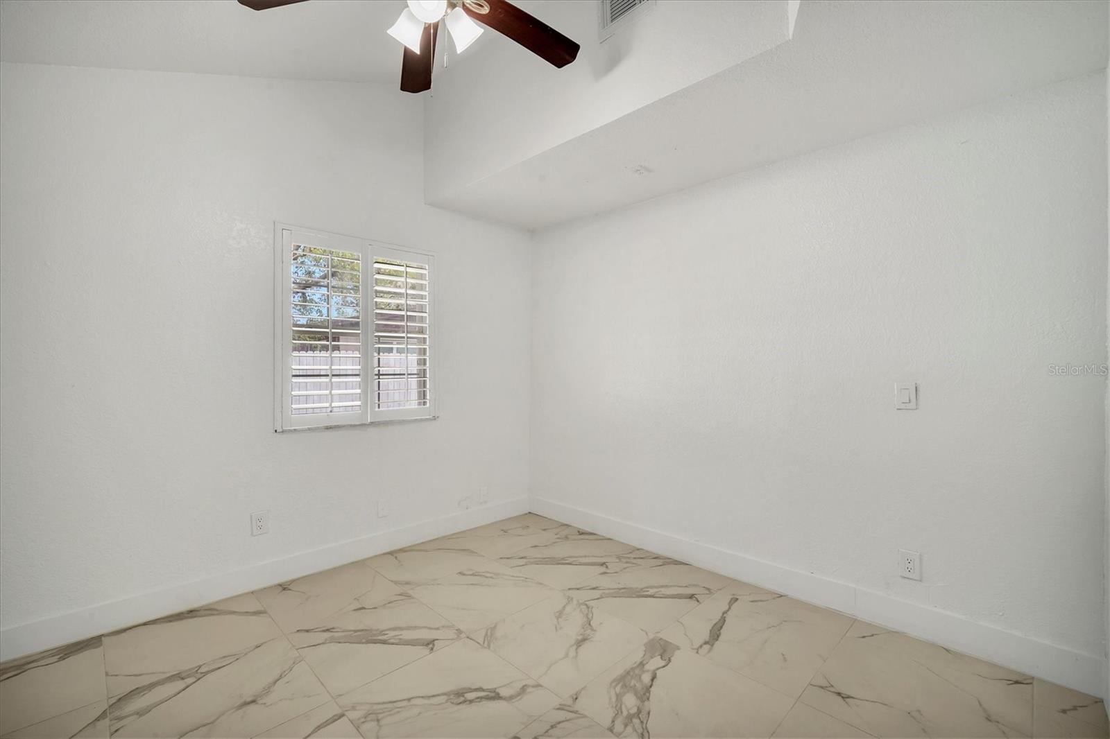 11709 N ARMENIA AVE, TAMPA, FL, 33612