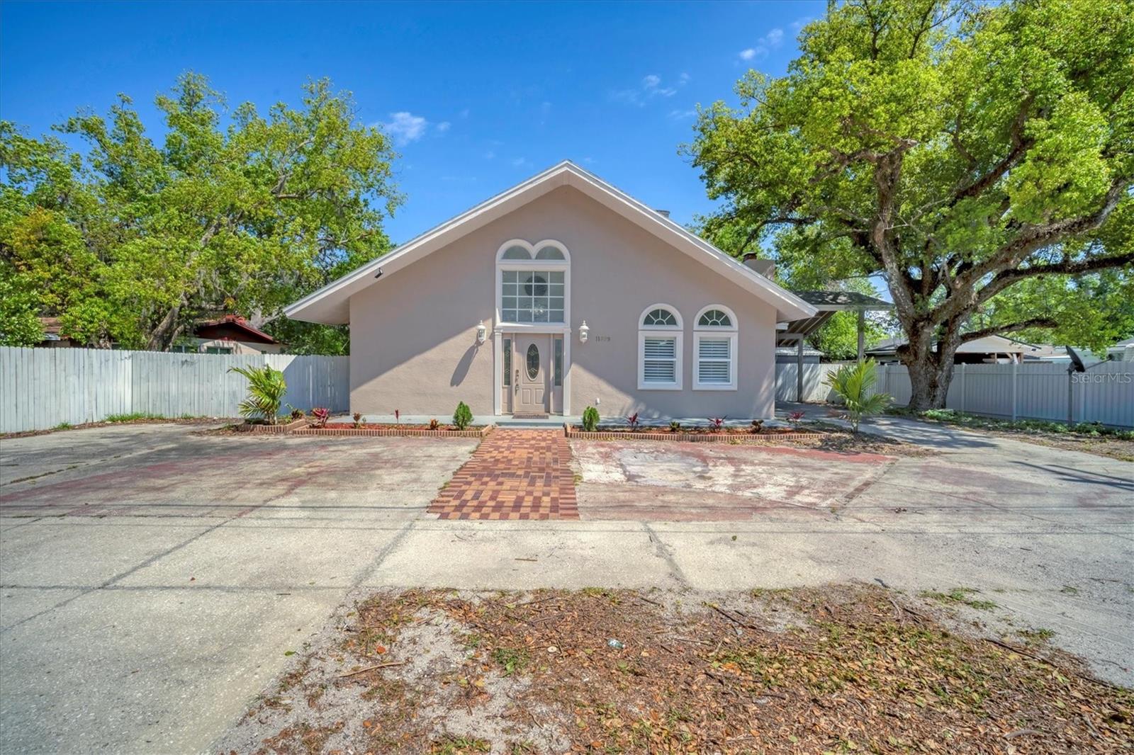 11709 N ARMENIA AVE, TAMPA, FL, 33612