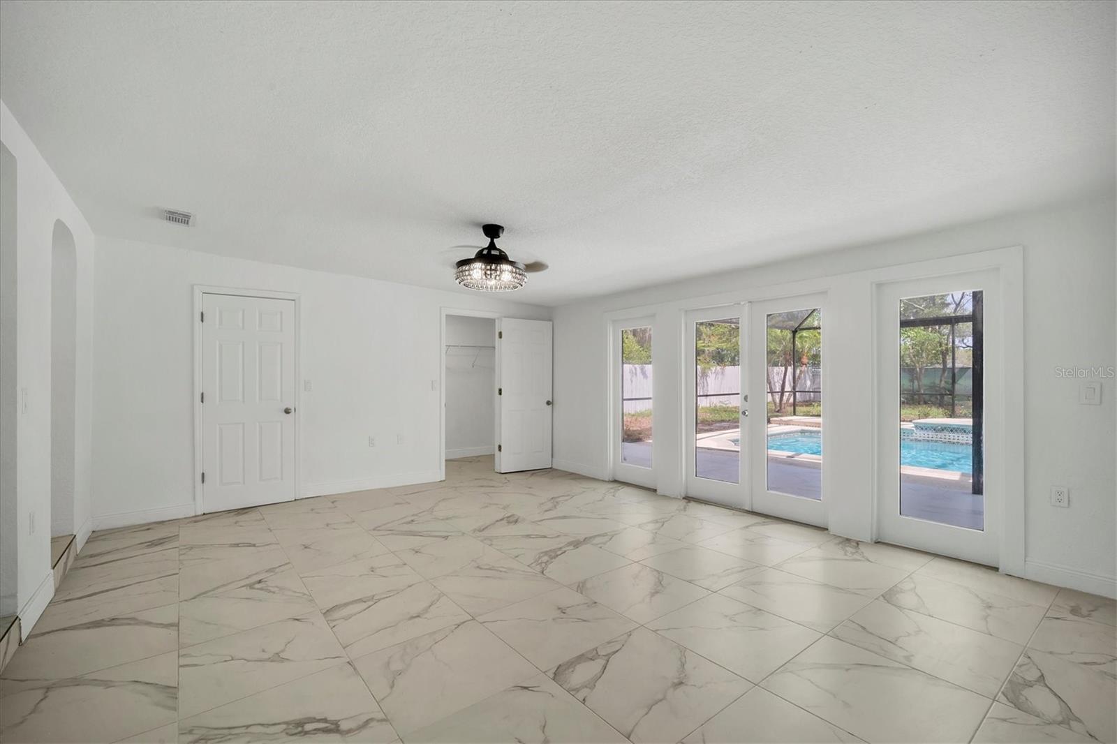 11709 N ARMENIA AVE, TAMPA, FL, 33612