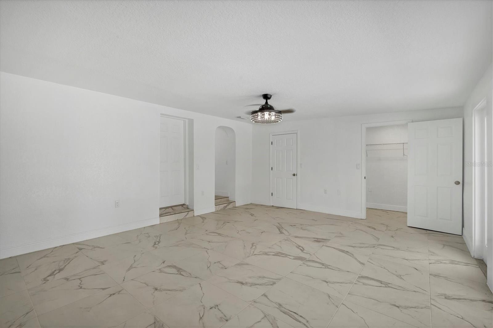 11709 N ARMENIA AVE, TAMPA, FL, 33612