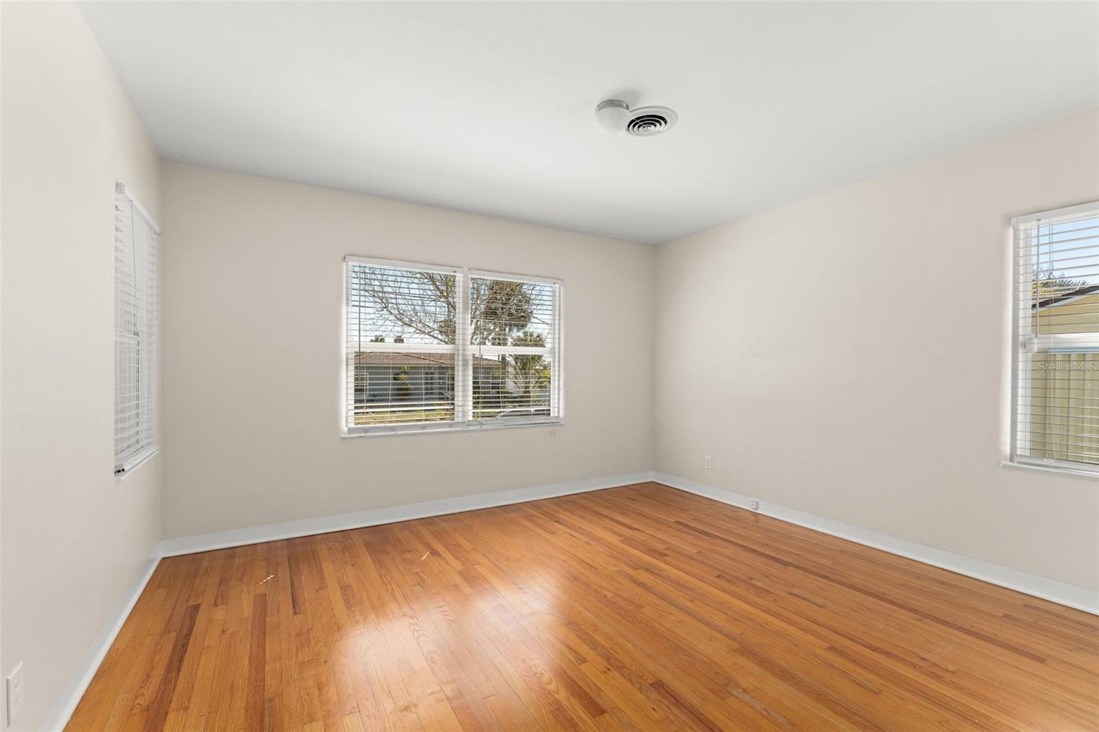27 GOODALL AVE, DAYTONA BEACH, FL, 32118